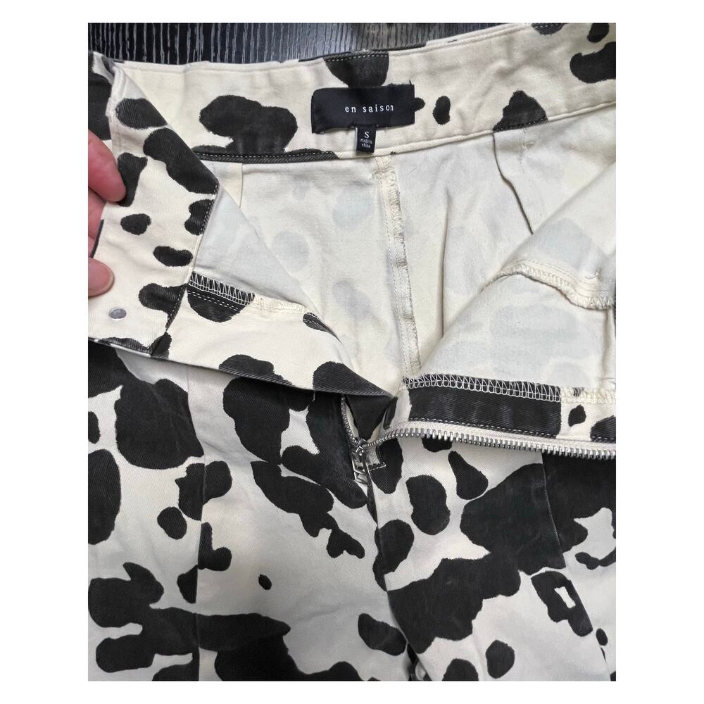 En Saison Anthropologie Cow Print High Waisted Flare Jeans - Picture 8 of 10